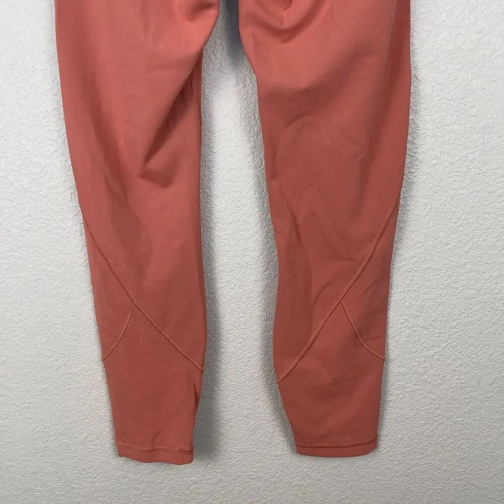 Lululemon In Movement‎ 7/8 Tight Everlux 25